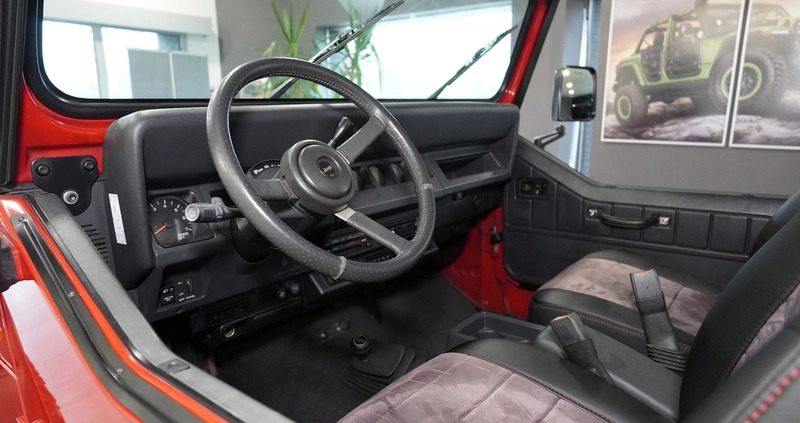 Jeep Wrangler cena 81999 przebieg: 85000, rok produkcji 1996 z Skierniewice małe 29